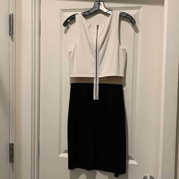 NWT Bailey 44 two-toned middle linebacker cocktail dress, womens size small - Picture 2 of 6